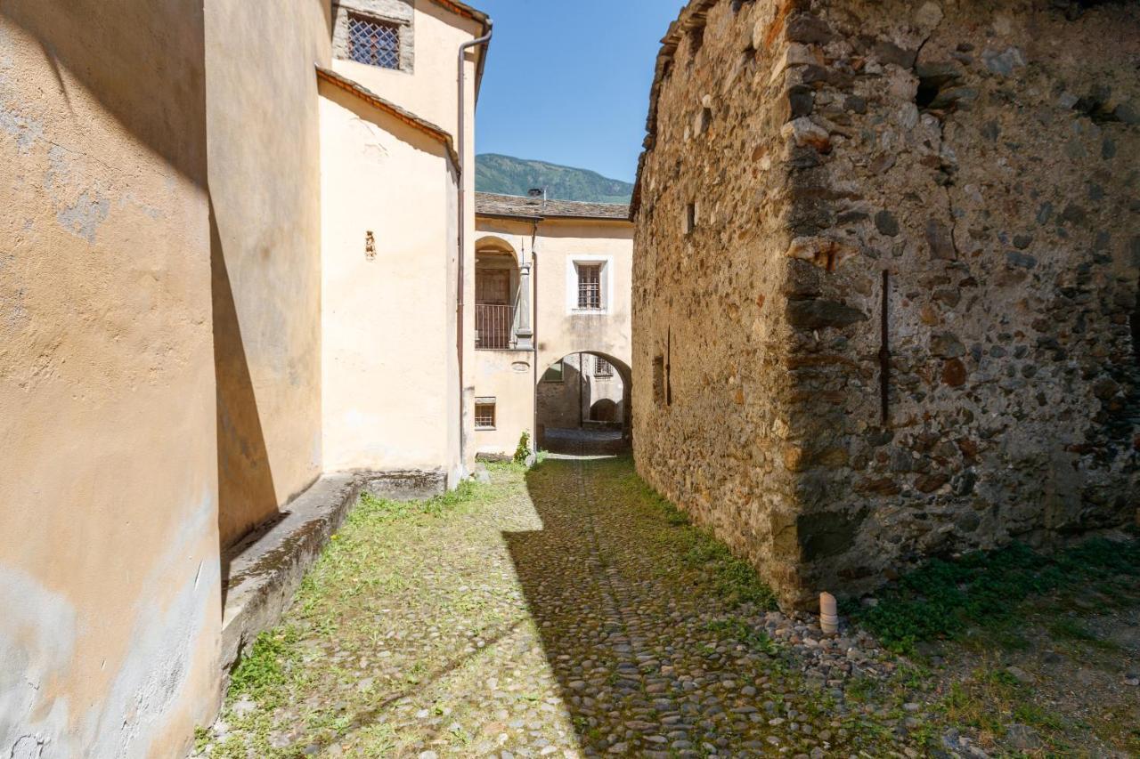 Il Como' Della Civetta - Taverna “La Fenice” Stazzona Exteriör bild